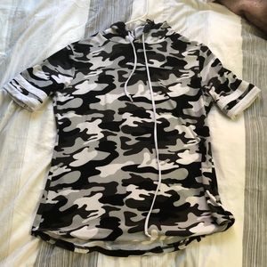 Girls camouflage top with hood
